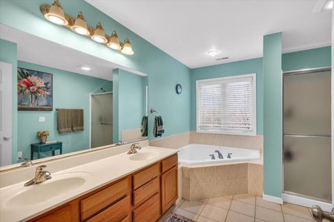 Tiny photo for 2109 Emerald Drive, Champaign, IL 61822 (MLS # 12563296)