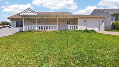 Photo of 1205 W Grove Street, Bloomington, IL 61701 (MLS # 12642881)