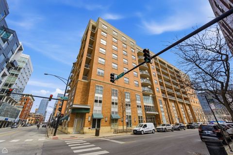 Photo of 950 W Monroe Street #804, Chicago, IL 60607 (MLS # 12649277)