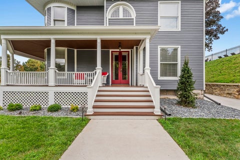 Tiny photo for 824 College Avenue, Davenport, IA 52803 (MLS # 12788904)