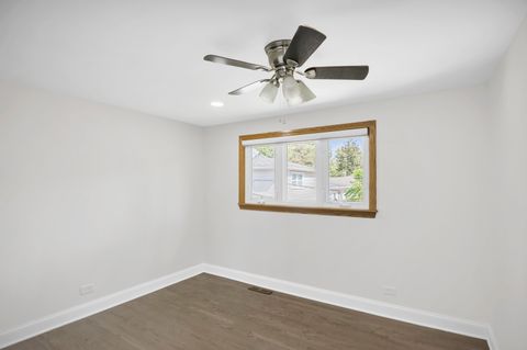 Tiny photo for 615 CORDIAL Drive, Des Plaines, IL 60018 (MLS # 12479414)