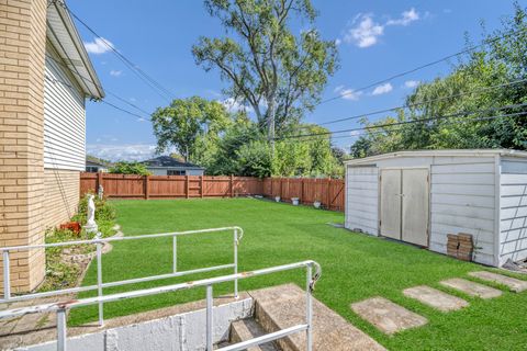 Tiny photo for 615 CORDIAL Drive, Des Plaines, IL 60018 (MLS # 12479414)