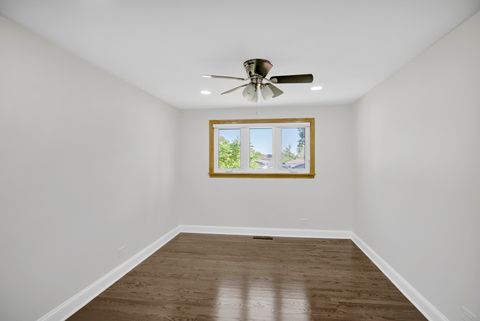 Tiny photo for 615 CORDIAL Drive, Des Plaines, IL 60018 (MLS # 12479414)