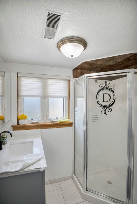 Tiny photo for 615 CORDIAL Drive, Des Plaines, IL 60018 (MLS # 12479414)