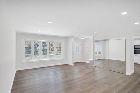 Tiny photo for 615 CORDIAL Drive, Des Plaines, IL 60018 (MLS # 12479414)