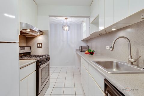 Tiny photo for 9 Oak Creek Drive #1903, Buffalo Grove, IL 60089 (MLS # 12589479)