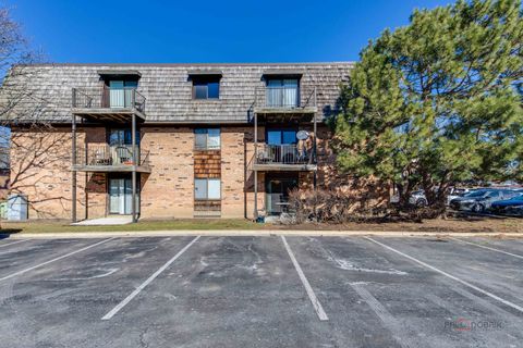 Tiny photo for 9 Oak Creek Drive #1903, Buffalo Grove, IL 60089 (MLS # 12589479)