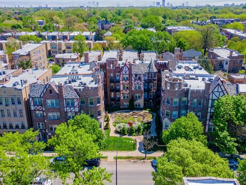 Tiny photo for 5717 N Kimball Avenue #2N, Chicago, IL 60659 (MLS # 12488222)