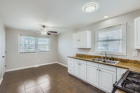 Tiny photo for 7210 W 59th Street, Summit, IL 60501 (MLS # 12456432)