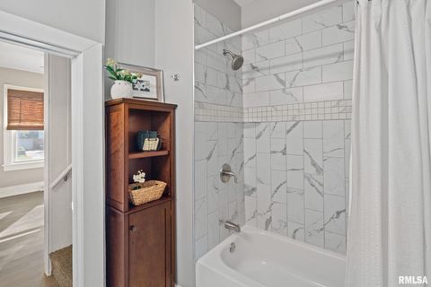 Tiny photo for 404 4TH Avenue, Sherrard, IL 61281 (MLS # QC4269075)