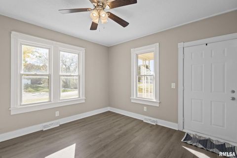 Tiny photo for 404 4TH Avenue, Sherrard, IL 61281 (MLS # QC4269075)