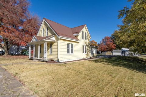 Tiny photo for 404 4TH Avenue, Sherrard, IL 61281 (MLS # QC4269075)