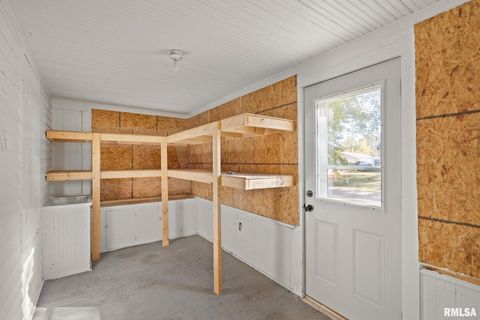 Tiny photo for 404 4TH Avenue, Sherrard, IL 61281 (MLS # QC4269075)