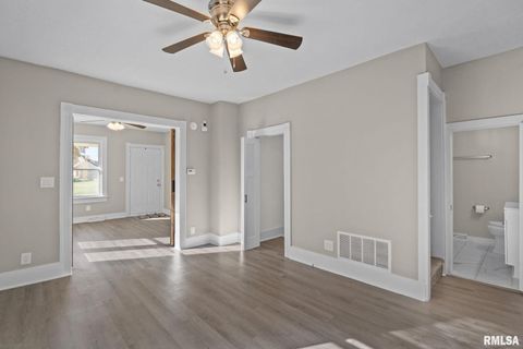 Tiny photo for 404 4TH Avenue, Sherrard, IL 61281 (MLS # QC4269075)