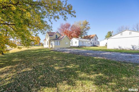 Tiny photo for 404 4TH Avenue, Sherrard, IL 61281 (MLS # QC4269075)