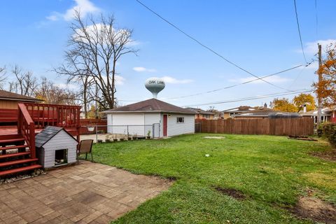 A home in Oak Lawn