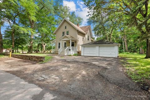 Photo of 767 DIXON Avenue, Elgin, IL 60120 (MLS # 12426138)