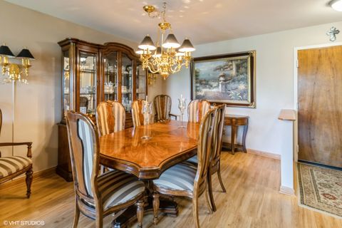 Tiny photo for 245 S Park Lane #424, Palatine, IL 60074 (MLS # 12436643)