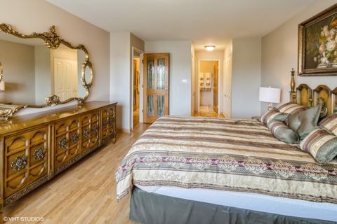 Tiny photo for 245 S Park Lane #424, Palatine, IL 60074 (MLS # 12436643)