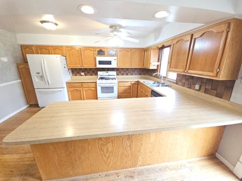 Tiny photo for 26189 N GERALDINE Lane, Port Barrington, IL 60010 (MLS # 12602563)