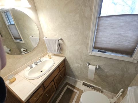 Tiny photo for 26189 N GERALDINE Lane, Port Barrington, IL 60010 (MLS # 12602563)