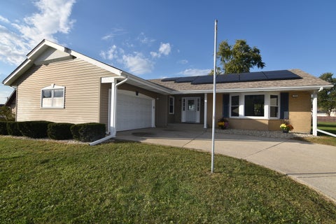 Photo of 4780 Flossmoor Road, Country Club Hills, IL 60478 (MLS # 12782280)