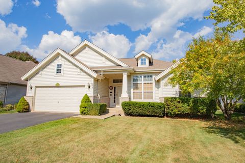 Tiny photo for 940 Beckett Crossing Drive, Mundelein, IL 60060 (MLS # 12490098)