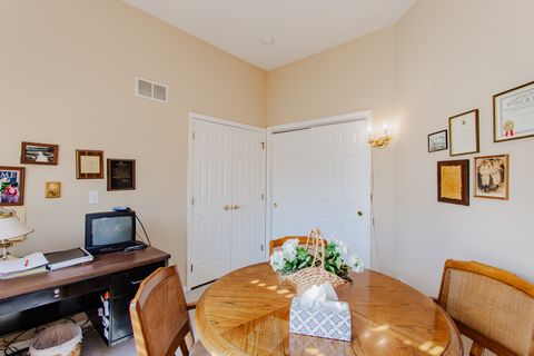 Tiny photo for 940 Beckett Crossing Drive, Mundelein, IL 60060 (MLS # 12490098)
