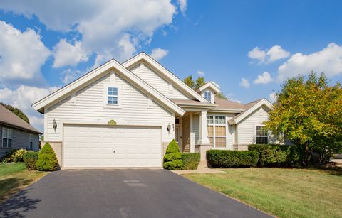 Photo of 940 Beckett Crossing Drive, Mundelein, IL 60060 (MLS # 12490098)