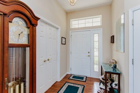 Tiny photo for 940 Beckett Crossing Drive, Mundelein, IL 60060 (MLS # 12490098)