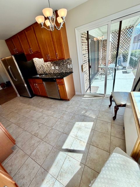 Tiny photo for 1053 Scanlon Drive #A1, Wheeling, IL 60090 (MLS # 12603914)