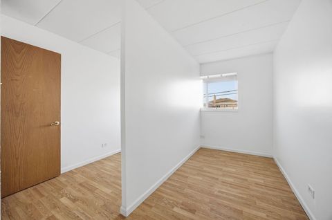 Tiny photo for 4618 River Road #1D, Schiller Park, IL 60176 (MLS # 12534364)