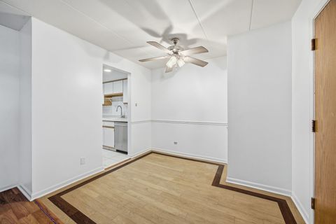 Tiny photo for 4618 River Road #1D, Schiller Park, IL 60176 (MLS # 12534364)