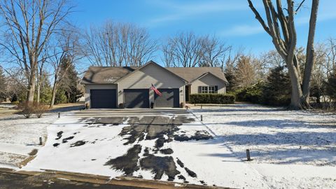 Tiny photo for 2006 Avenue D, Sterling, IL 61081 (MLS # 12560607)