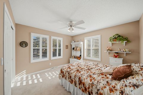 Tiny photo for 2006 Avenue D, Sterling, IL 61081 (MLS # 12560607)