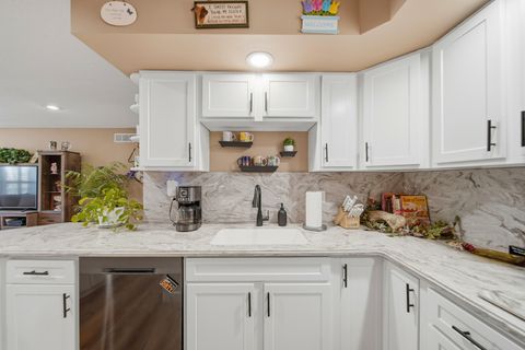 Tiny photo for 2006 Avenue D, Sterling, IL 61081 (MLS # 12560607)