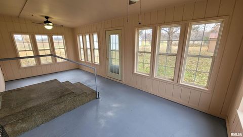 Tiny photo for 2234 Red Stripe Road, Odin, IL 62870 (MLS # EB460505)