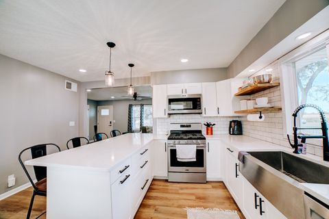 Tiny photo for 617 N Hartwell Street, Gilman, IL 60938 (MLS # 12366186)