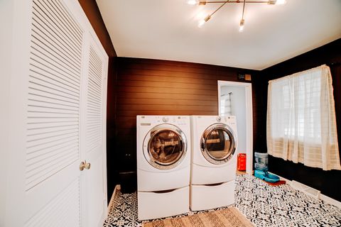 Tiny photo for 617 N Hartwell Street, Gilman, IL 60938 (MLS # 12366186)