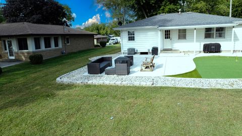 Tiny photo for 617 N Hartwell Street, Gilman, IL 60938 (MLS # 12366186)