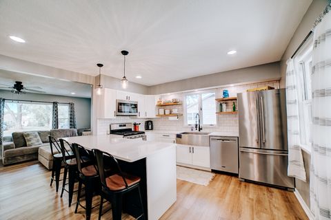 Tiny photo for 617 N Hartwell Street, Gilman, IL 60938 (MLS # 12366186)