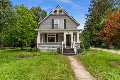 749 N Van Buren Street Batavia IL 60510