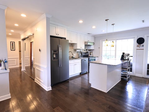 Tiny photo for 38 Ct of Greenway, Northbrook, IL 60062 (MLS # 12642860)