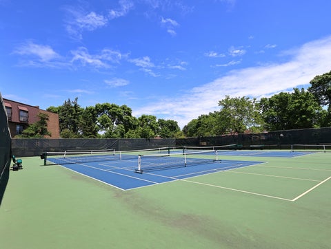 Tiny photo for 38 Ct of Greenway, Northbrook, IL 60062 (MLS # 12642860)