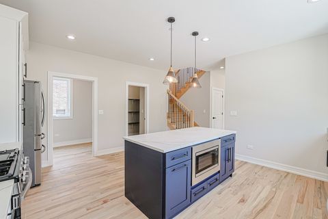 Tiny photo for 7948 W 74TH Street, Bridgeview, IL 60455 (MLS # 12618522)