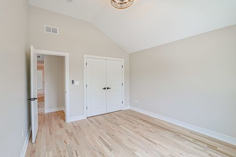 Tiny photo for 7948 W 74TH Street, Bridgeview, IL 60455 (MLS # 12618522)