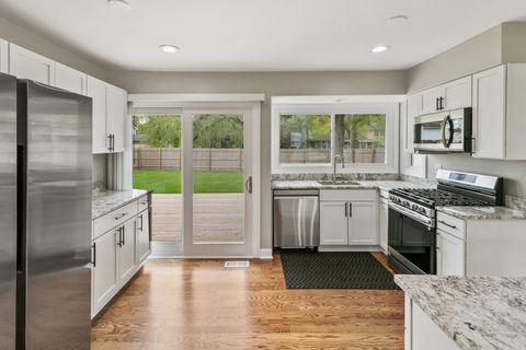 Tiny photo for 1037 185th Place, Homewood, IL 60430 (MLS # 12634760)