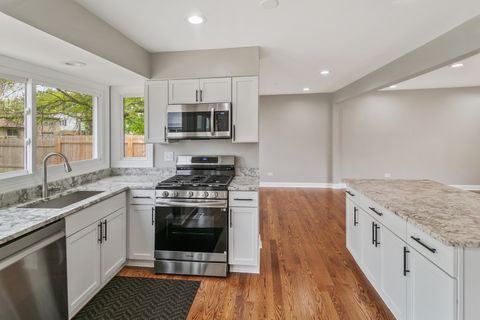 Tiny photo for 1037 185th Place, Homewood, IL 60430 (MLS # 12634760)