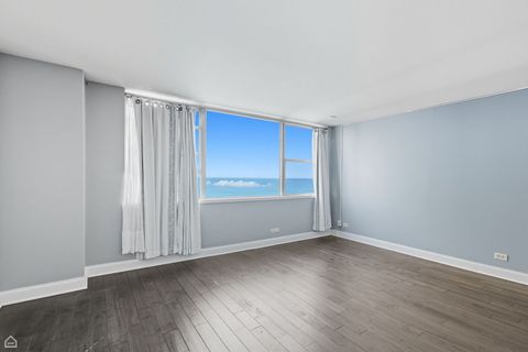 Tiny photo for 6301 N Sheridan Road #14N, Chicago, IL 60660 (MLS # 12486706)