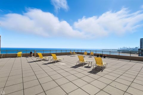Tiny photo for 6301 N Sheridan Road #14N, Chicago, IL 60660 (MLS # 12486706)